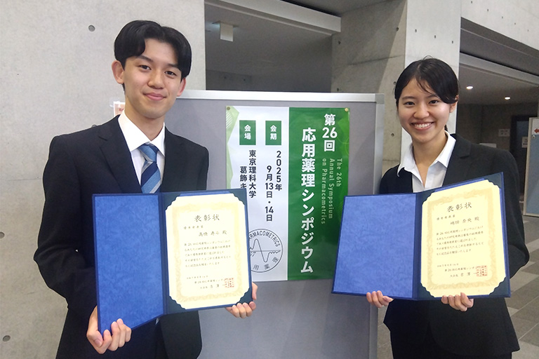 左から：髙橋さん、嶋田さん