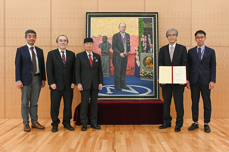 【開催報告】ノーベル賞受賞10周年記念：大村智博士肖像画お披露目式を開催