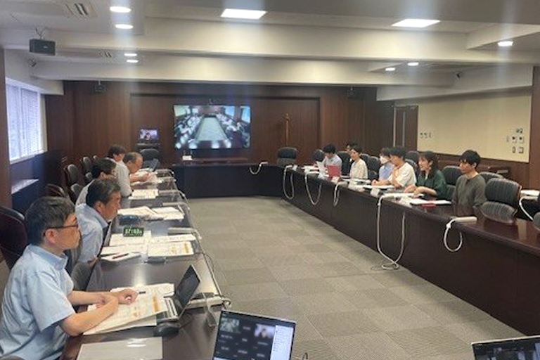 博士後期（博士）課程の意見交換会の様子